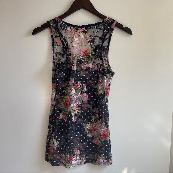 Mesh Lace Floral tank - Picture 2 of 7